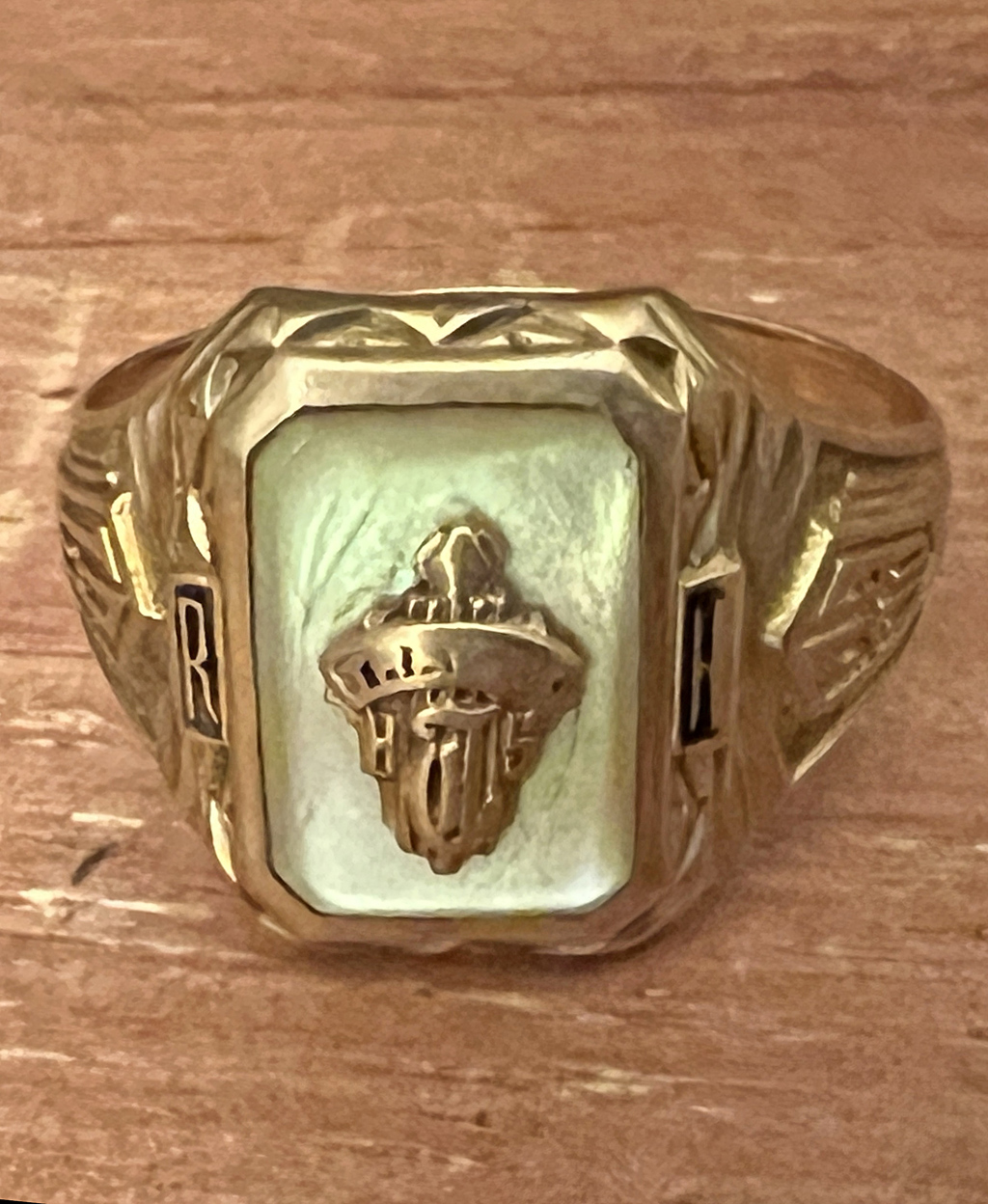 Trappe High School class ring 1939